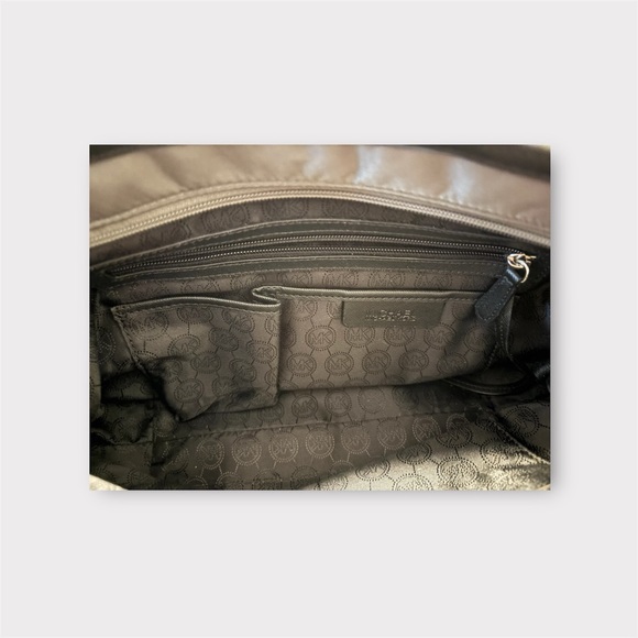 MICHAEL KORS GRAY KEMPTON TOTE, BLACK LEATHER TRIM - Picture 7 of 10